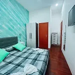 לינה וארוחת בוקר Giosue 4*