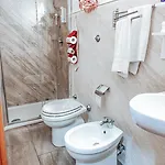 Giosue לינה וארוחת בוקר 4*