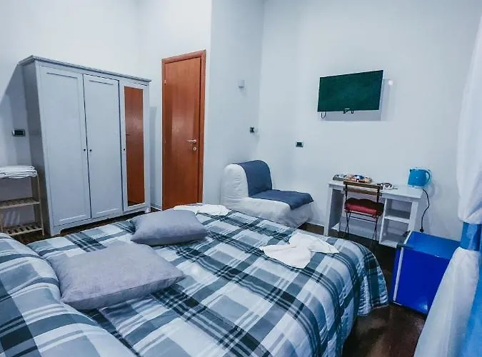 Alojamento de Acomodação e Pequeno-almoço Giosue 4*