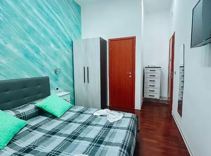 Alojamento de Acomodação e Pequeno-almoço Giosue 4*